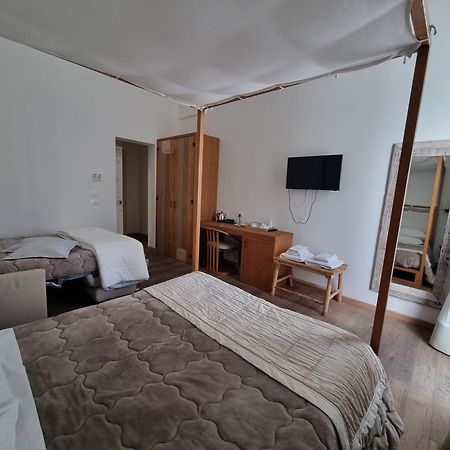 Il Palazzotto Luxury Suites Lecce Cameră foto
